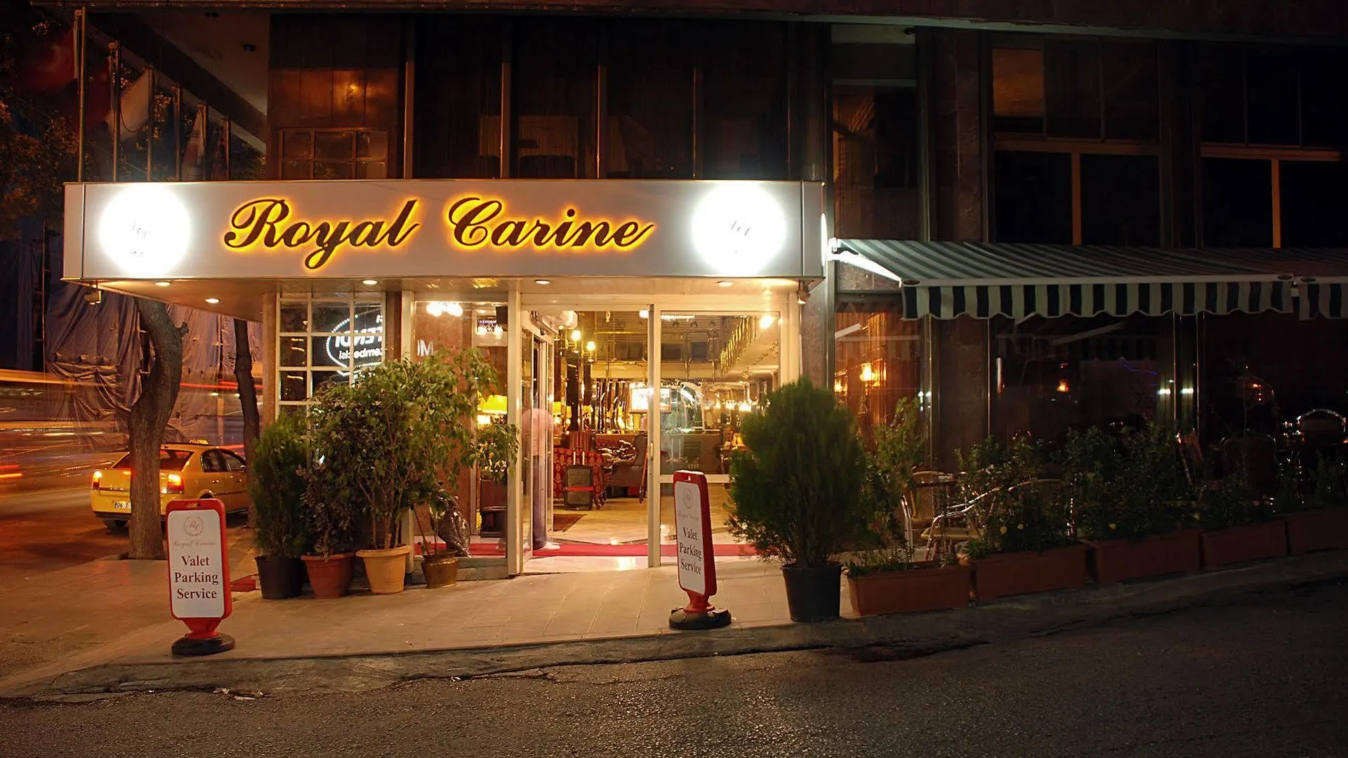 Royal Carine Hotel location