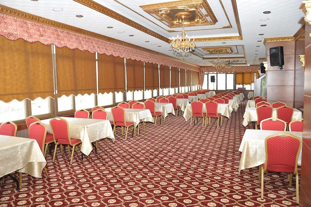 Royal Carine Hotel Ankara 4*,
